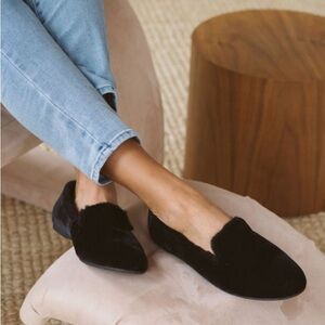 Mave and Chez Women's Black Sueded Audrey Slippers- size 7